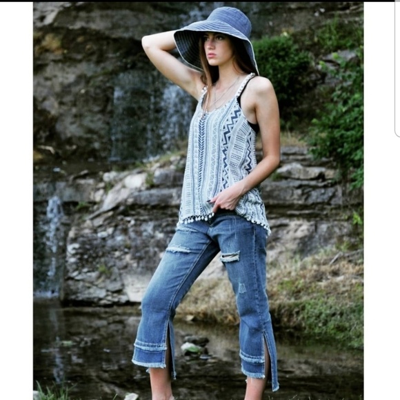 RELISTED Loveriche pompom Aztec print tank - Picture 4 of 6